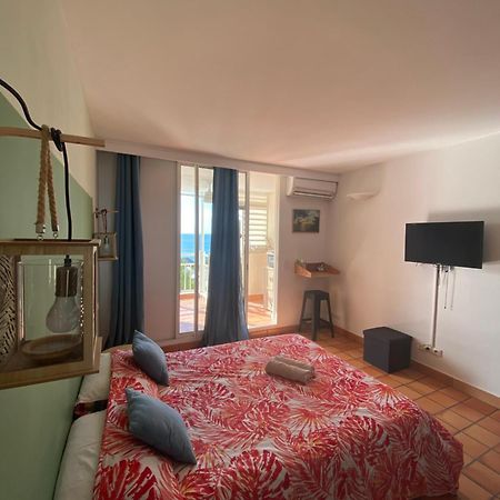Studio Paisible Avec Piscine, Pas Loin De La Plage La Trinité Kültér fotó