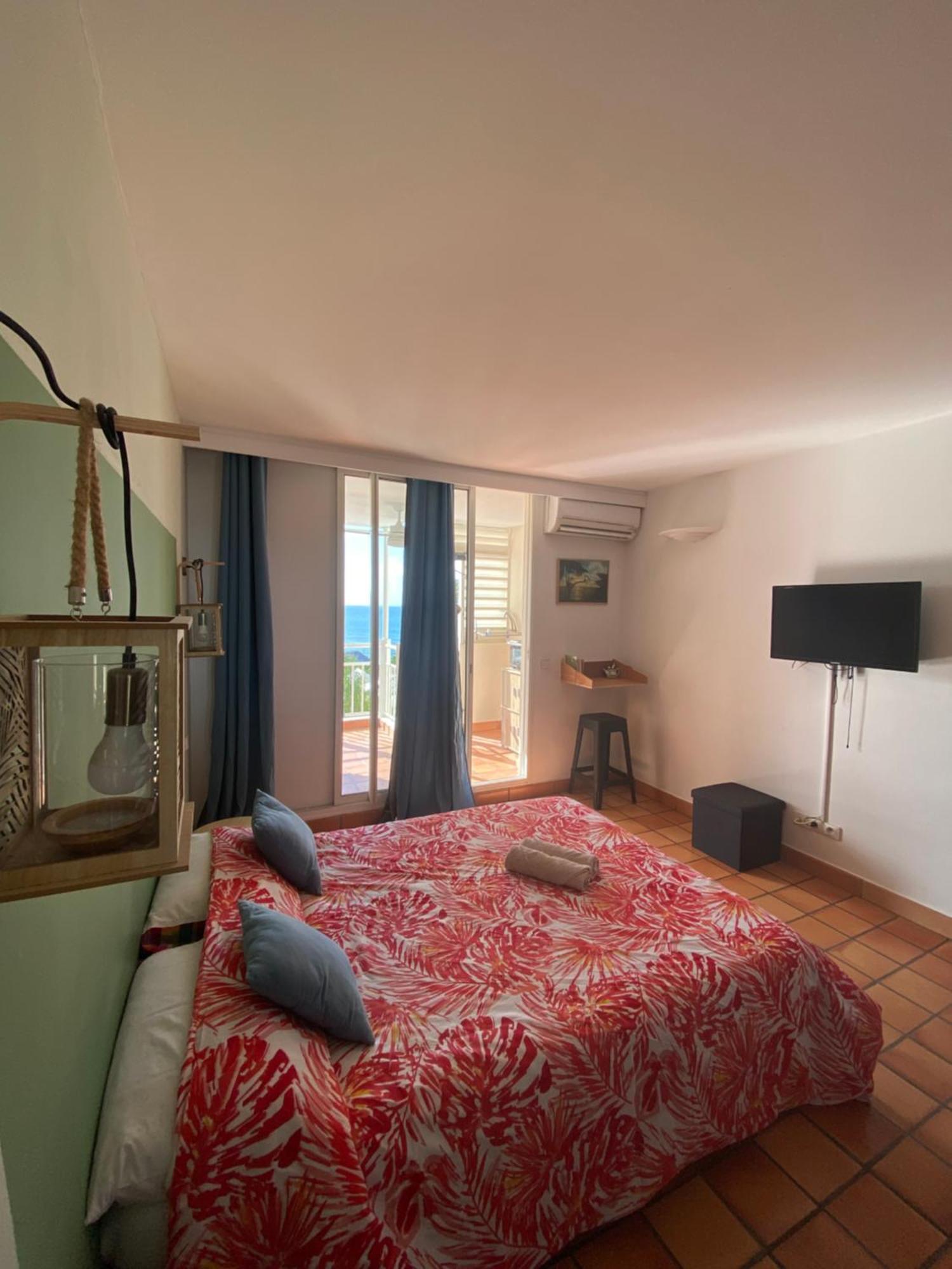 Studio Paisible Avec Piscine, Pas Loin De La Plage La Trinité Kültér fotó